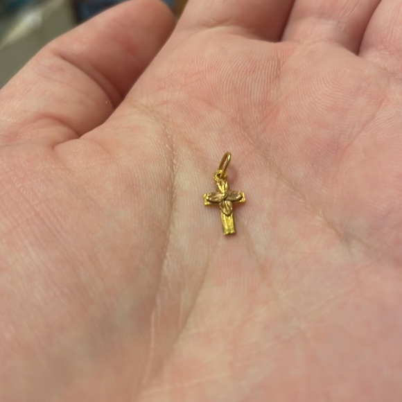 Delicate 10k Gold Charm - Picture 4 of 5